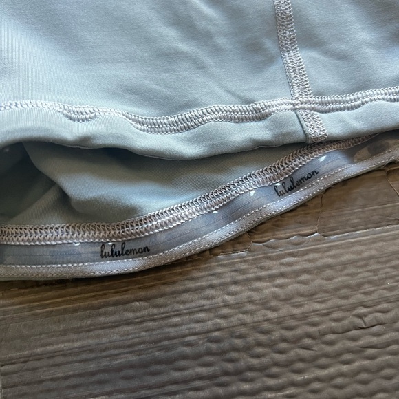 Lululemon Pace Rival Skirt in Chambray Size 6 Regular - Picture 5 of 8